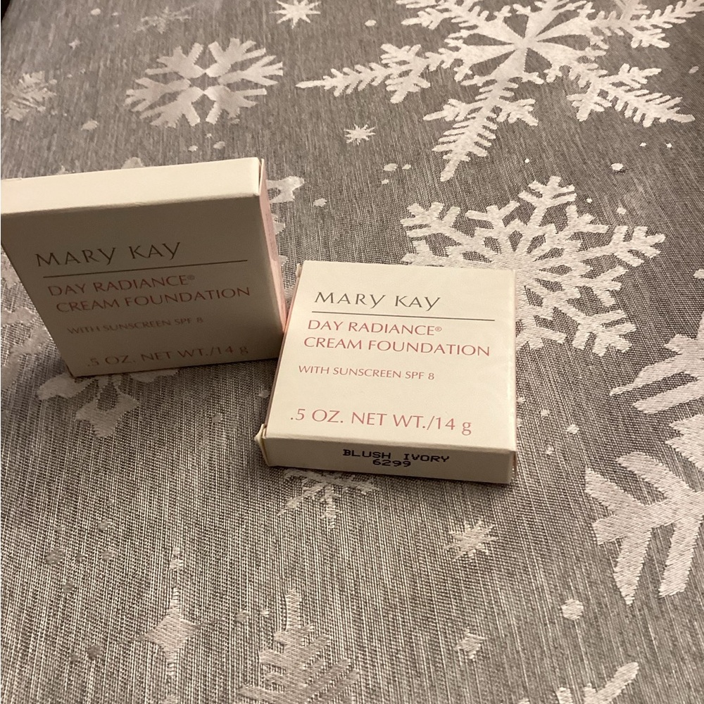 RESERVED for blackrock3    Mary Kay Day Radiance - Blush Ivory x2